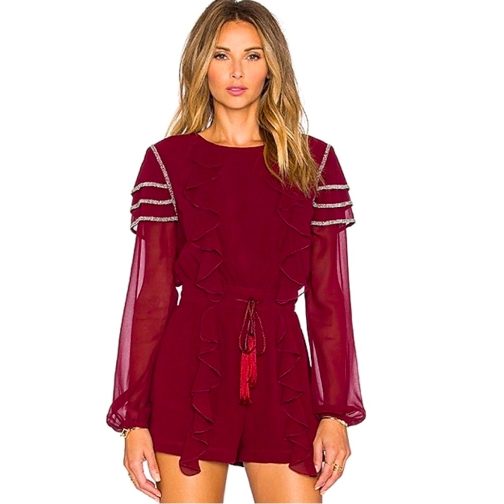 💃🏻 Tularosa X REVOLVE Ruffle Argento Romper 🔥